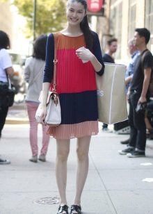 Corrugated four-color dress