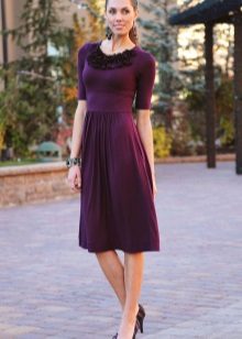 Burgundy casual dress from thin knitwear