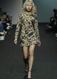 Autumn dress short closed