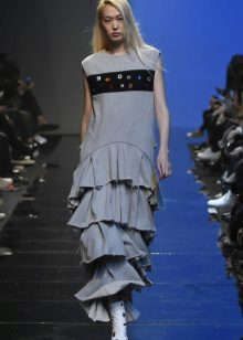 Autumn dress loose to the floor