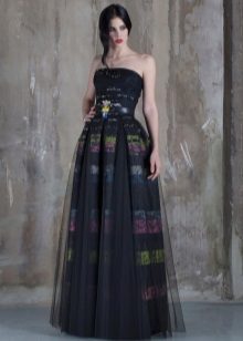 Black strapless dress