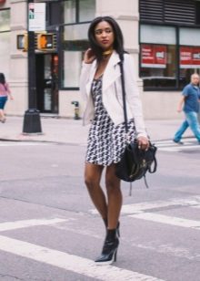 White jacket to dress crow's feet