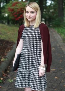 Straight dress with low waist goose legs