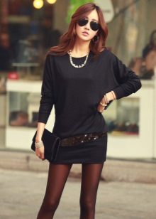 What to wear with a bat dress - accessories