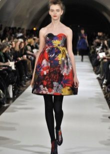 Dress with a skirt a bell for women with a figure like Pear