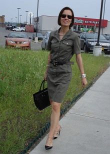 Military Style Court Pumps