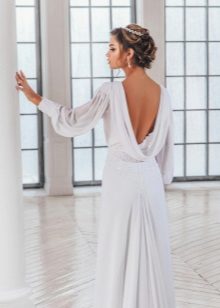 Dress with open back with long sleeves