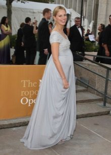 Empire style maternity dress with a red carpet