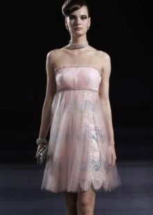 Empire dress accessories