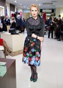 Rinat Litvinova in retro style