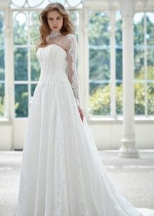 Wedding dress flared