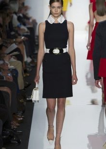 White accessories for a short cocktail dress