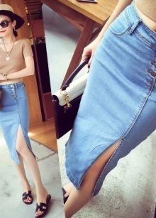 Denim pencil skirt below the knee