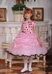 Dress fluffy in a retro style short for a girl