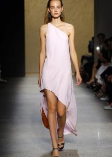 Fashionable mallet dress with asymmetrical top of the spring-summer 2016 season