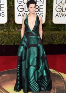 Fashionable two-tone evening dress for fall-winter 2016