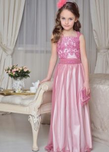 Elegant prom dress for girls in the floor