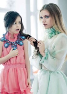 Necklace for a girl of 11 years