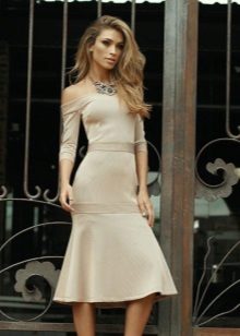 Beige dress and necklace