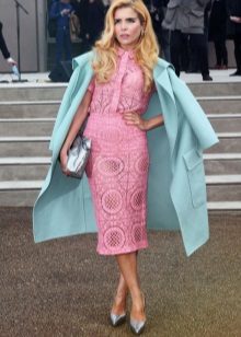 turquoise accessories to the lace dress for every day