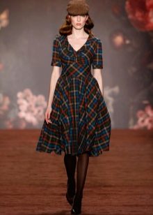 Hat to the dress-shirt in a cage