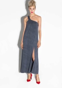 Red shoes to gray dress