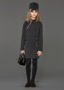 Knitted straight dress for girls