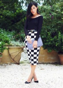 Everyday pencil skirt
