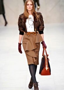 skirt with frill in the image of a business woman