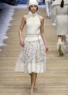 midi skirt with flounce at the bottom