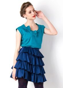 what to wear with a frilled skirt