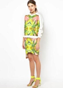 Asymmetric skirt with a bright print
