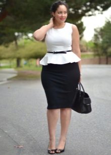 Black pencil skirt for full