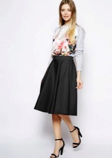 Sun skirt and floral print sweater