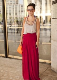 red maxi skirt in evening look