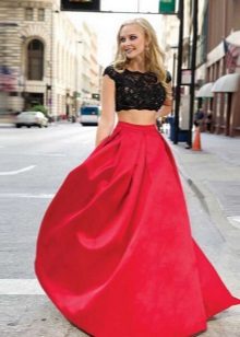 Long skirt for girls with figure type pear