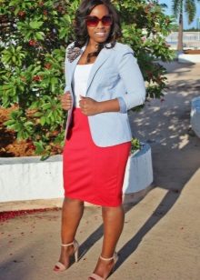 Pencil skirt for a girl with an Apple type figure