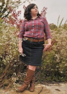 Jeans skirt pencil for girls with figure type Apple