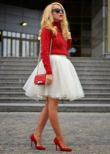 Short fluffy white skirt tutu