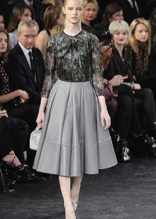 Gray skirt made of thick leather