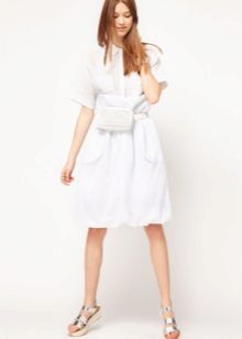 light skirt below the knee