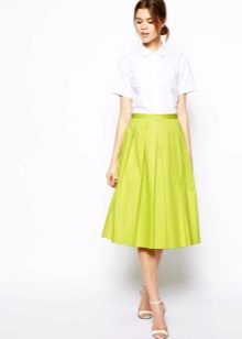 Flowing skirt for summer bright colors