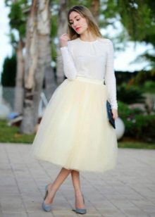 Layered pale yellow skirt