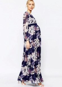 Elegant dress for pregnant women with long sleeves