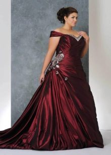 evening dress made of taffeta for full