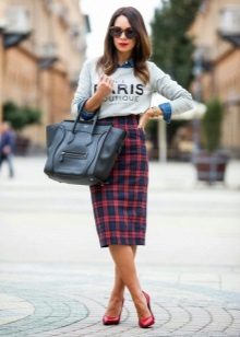 Popular styles and models of summer skirts