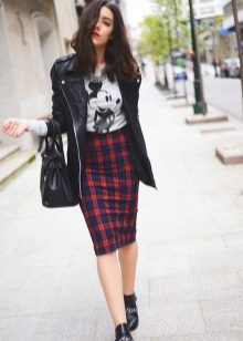 Plaid Pencil Skirt