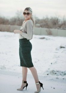 Green pencil skirt