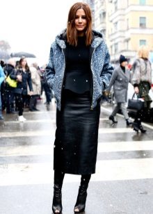 medium-length pencil skirt for winter