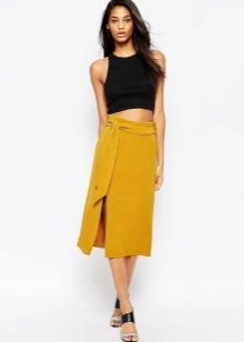 Side split skirt